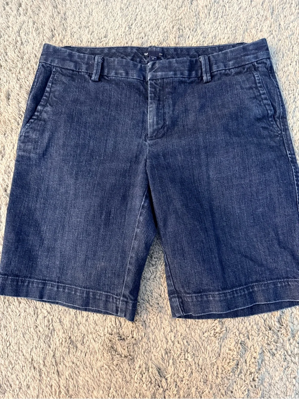 GAP casual womens